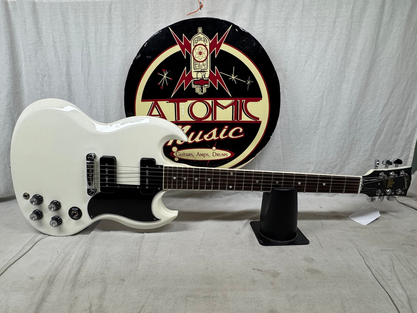 Gibson 50th Anniversary Pete Townshend Signature Model SG Guitar with Case 2011 - Polaris White