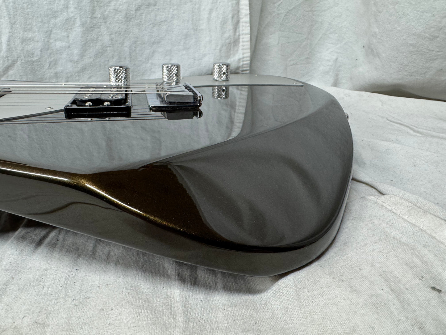 Fender American Ultra II 2 Meteora Guitar with COA + Case 2025 - Texas Tea / Ebony fingerboard