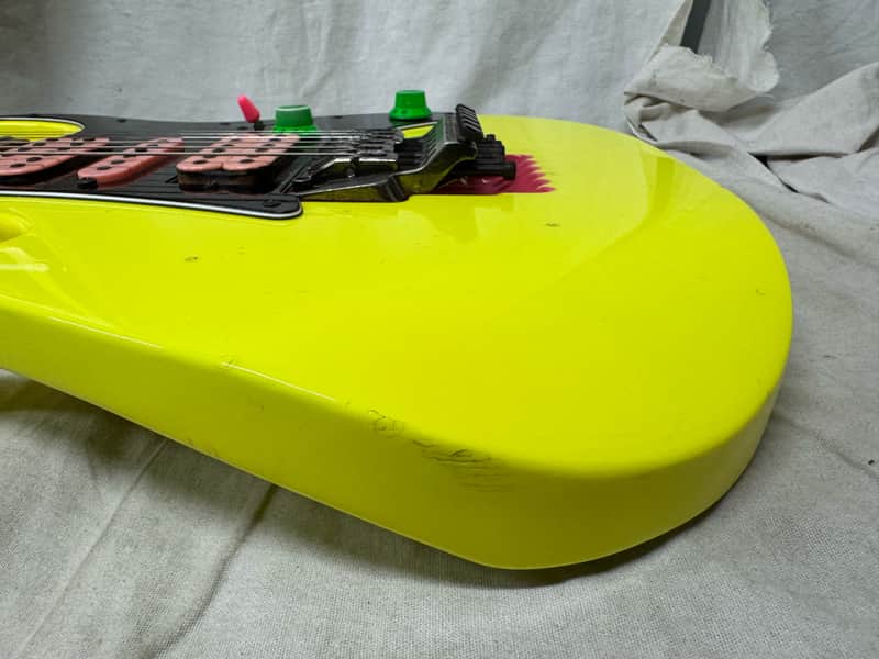 Ibanez JEM777 DY jem 777 Guitar with Case - MIJ Made In Japan - Image 18