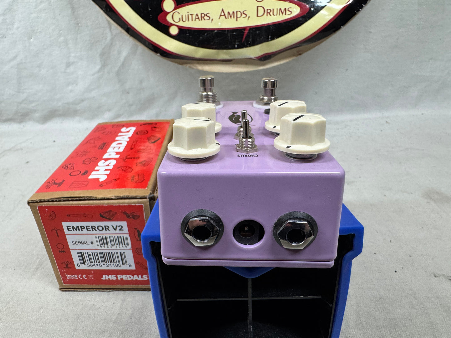 JHS Pedals Emperor v2 Chorus Vibrato Pedal with Box