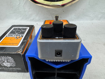 Electro-Harmonix OpAmp Big Muff Pi π Distortion Fuzz Pedal with Box