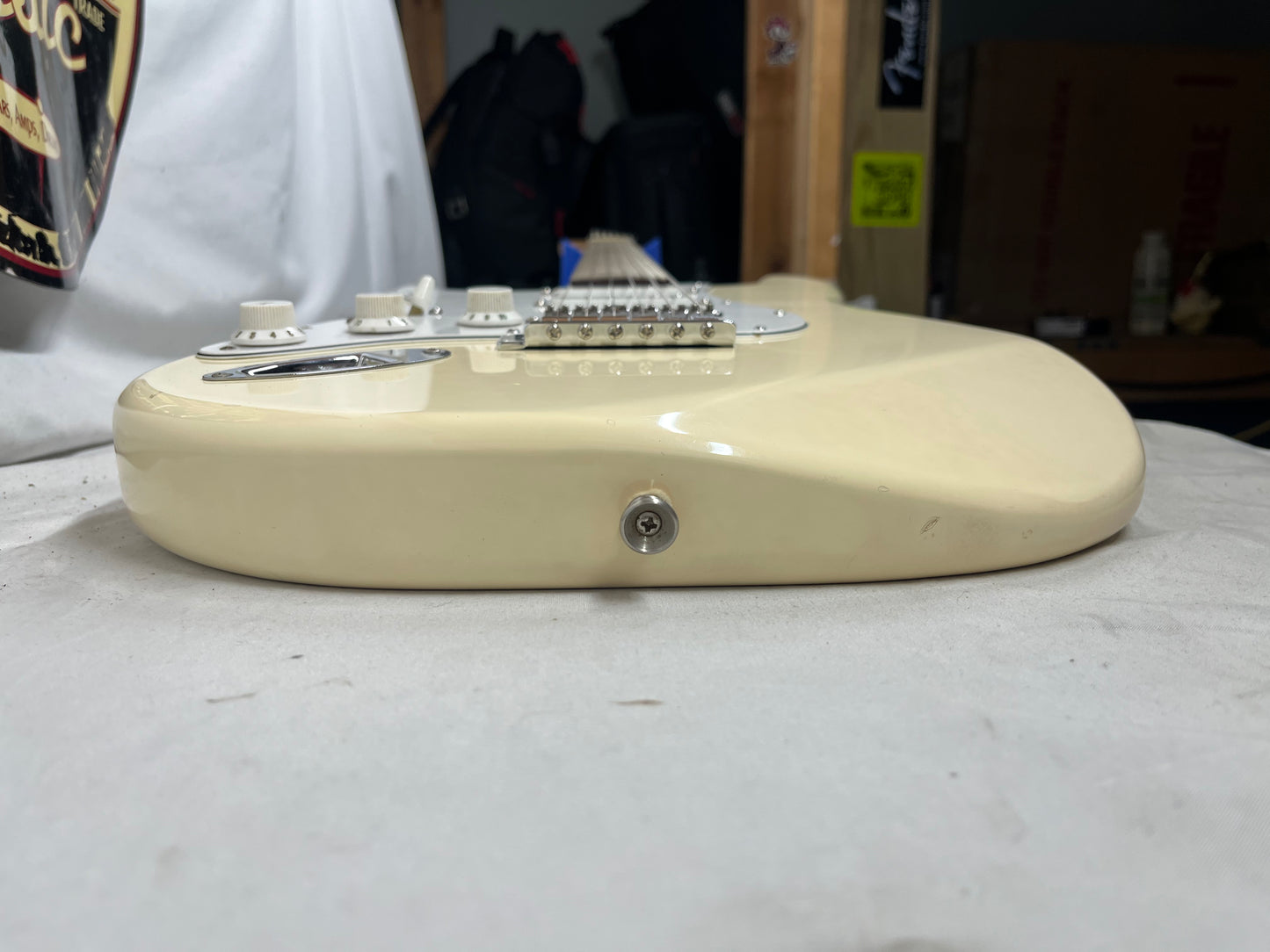 Fender Standard Stratocaster Strat Left Handed Lefty Electric Guitar - Arctic White