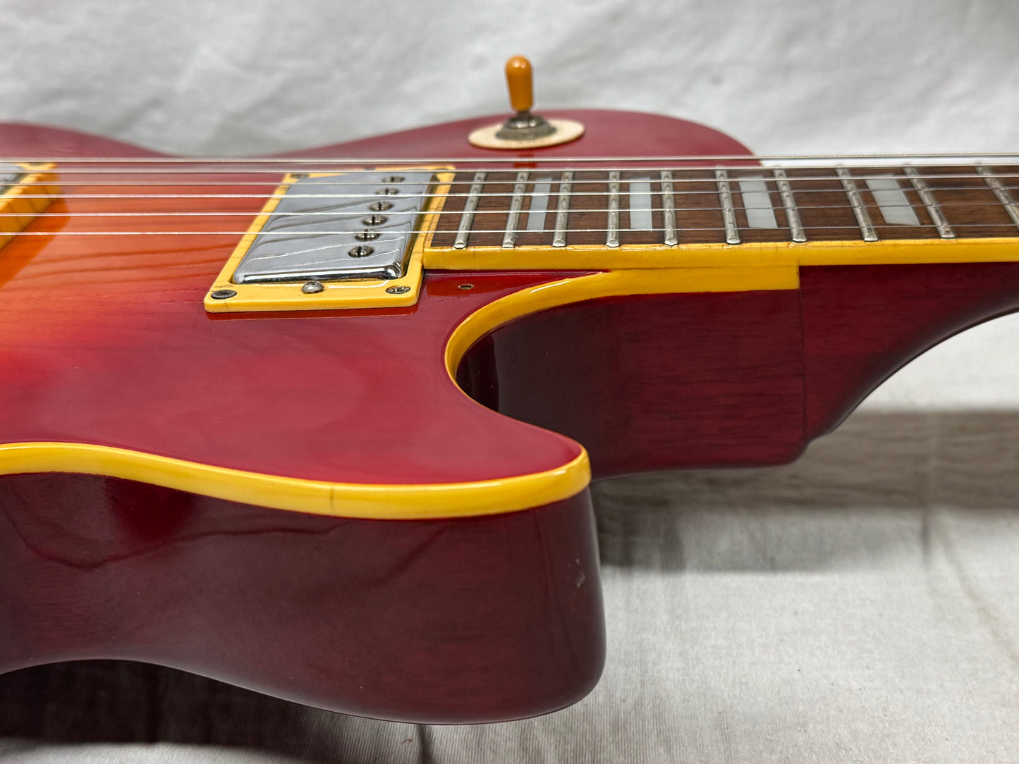 Greco EG-700 eg700 Singlecut Guitar