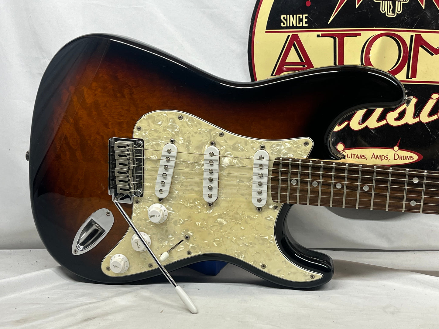 Squier Deluxe Series Stratocaster strat Electric Guitar - Antique Burst