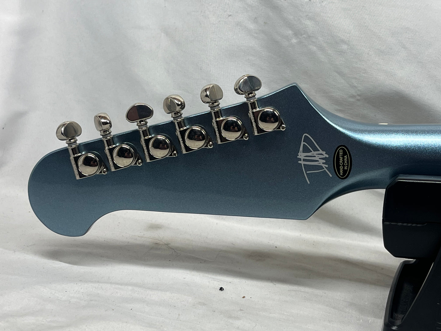 Epiphone Dave Grohl Signature Model DG-335 Semi-Hollow Body Electric Guitar with Original Case
