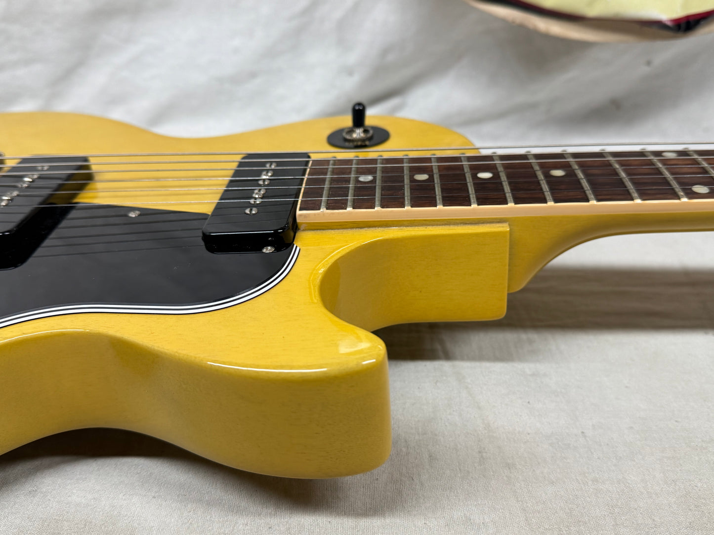 Gibson LPSP00TVNH1 Les Paul Special Guitar with Case 2019 - TV Yellow