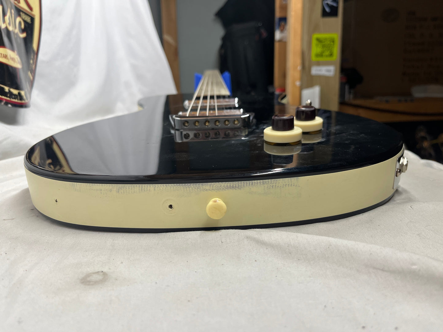 Danelectro '56 Baritone Reissue Baritone Guitar