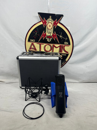 Slate Digital ML-1 Large-Diaphragm Cardioid Condenser Microphone with Shock Mount and Case