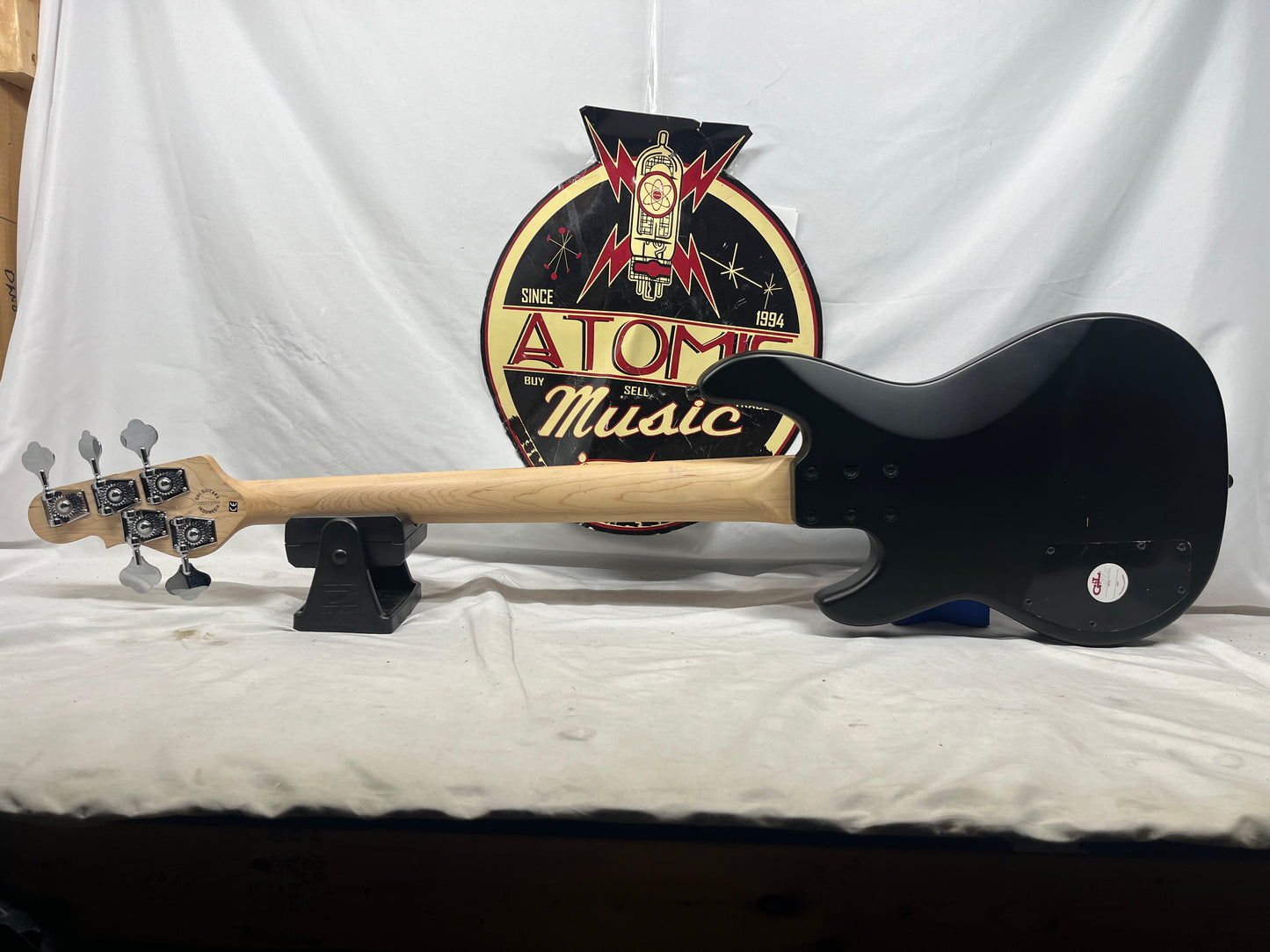 G&L Tribute Series L-2500 5-String Electric Bass
