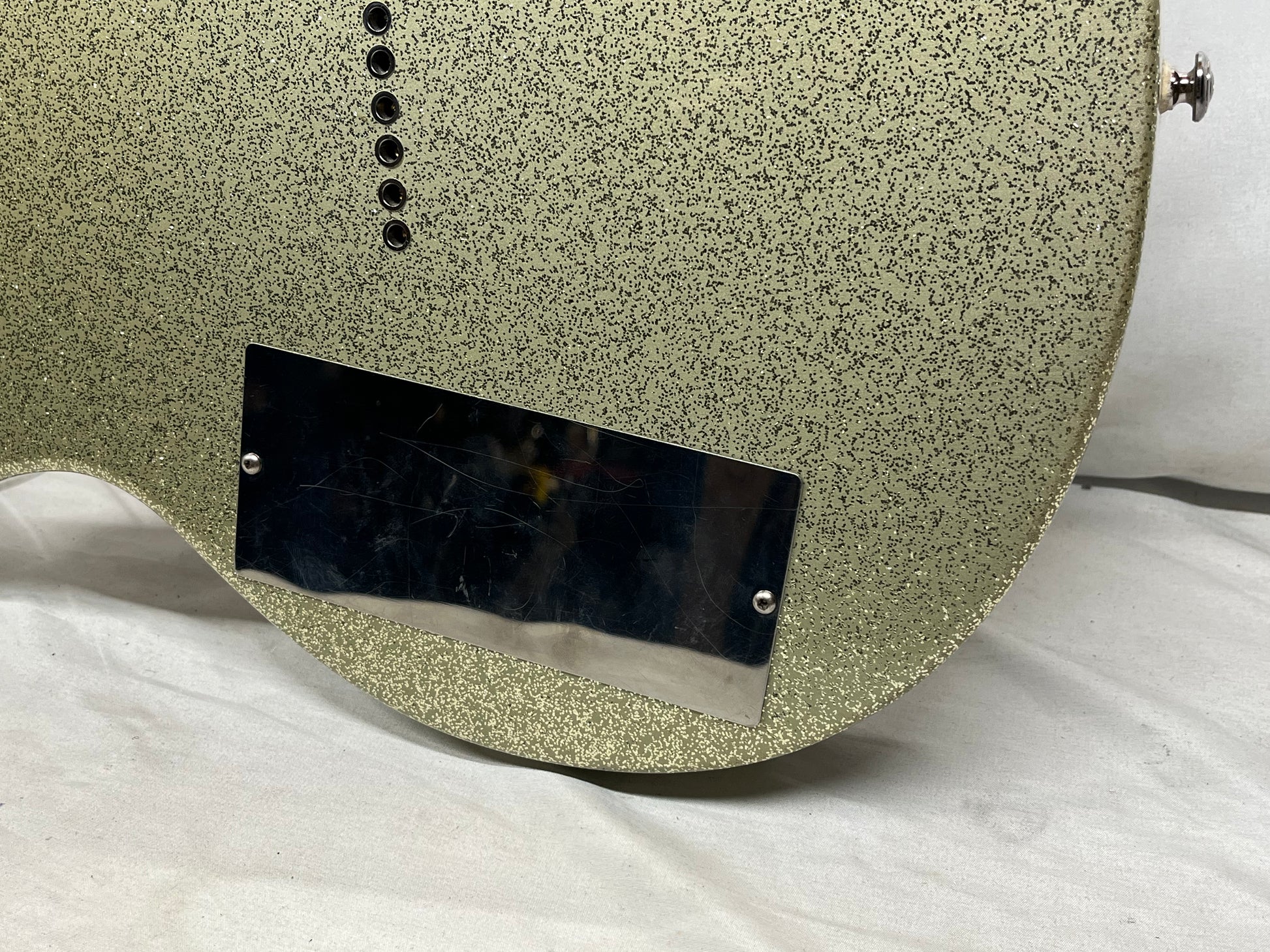 a1bb87c2-bcb9-418e-8c12-d05ae40d6e23