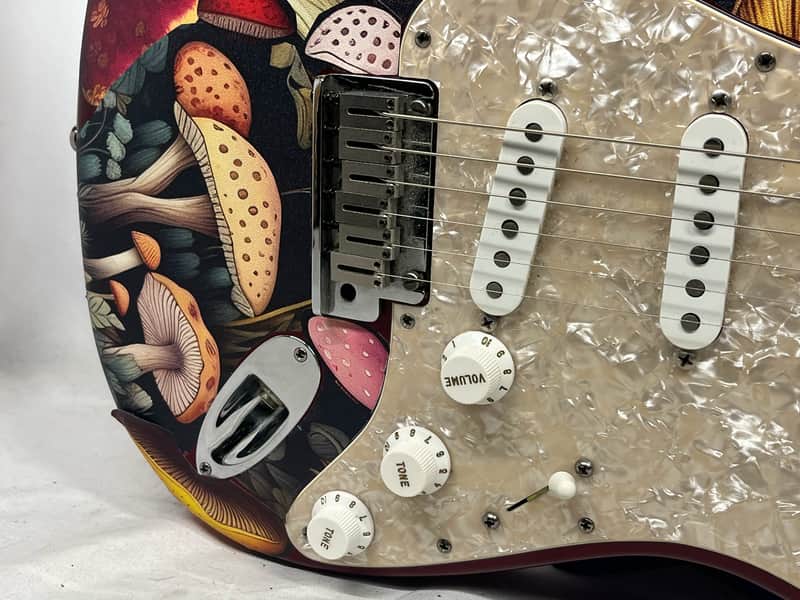 Fender Roadhouse Stratocaster Strat Electric Guitar - Image 5