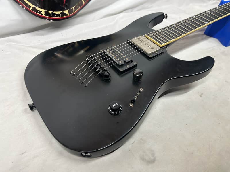 Jackson MG Series SLSMG Super Lightweight Soloist Electric Guitar - Image 17