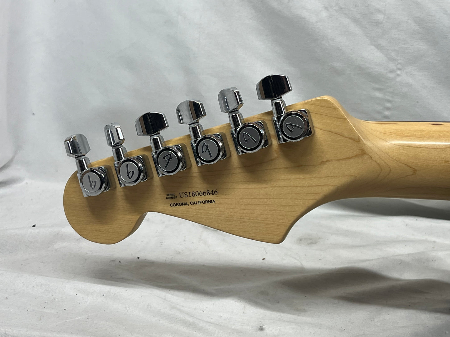Fender American Elite Stratocaster Strat Shawbucker Electric Guitar with Hard Case