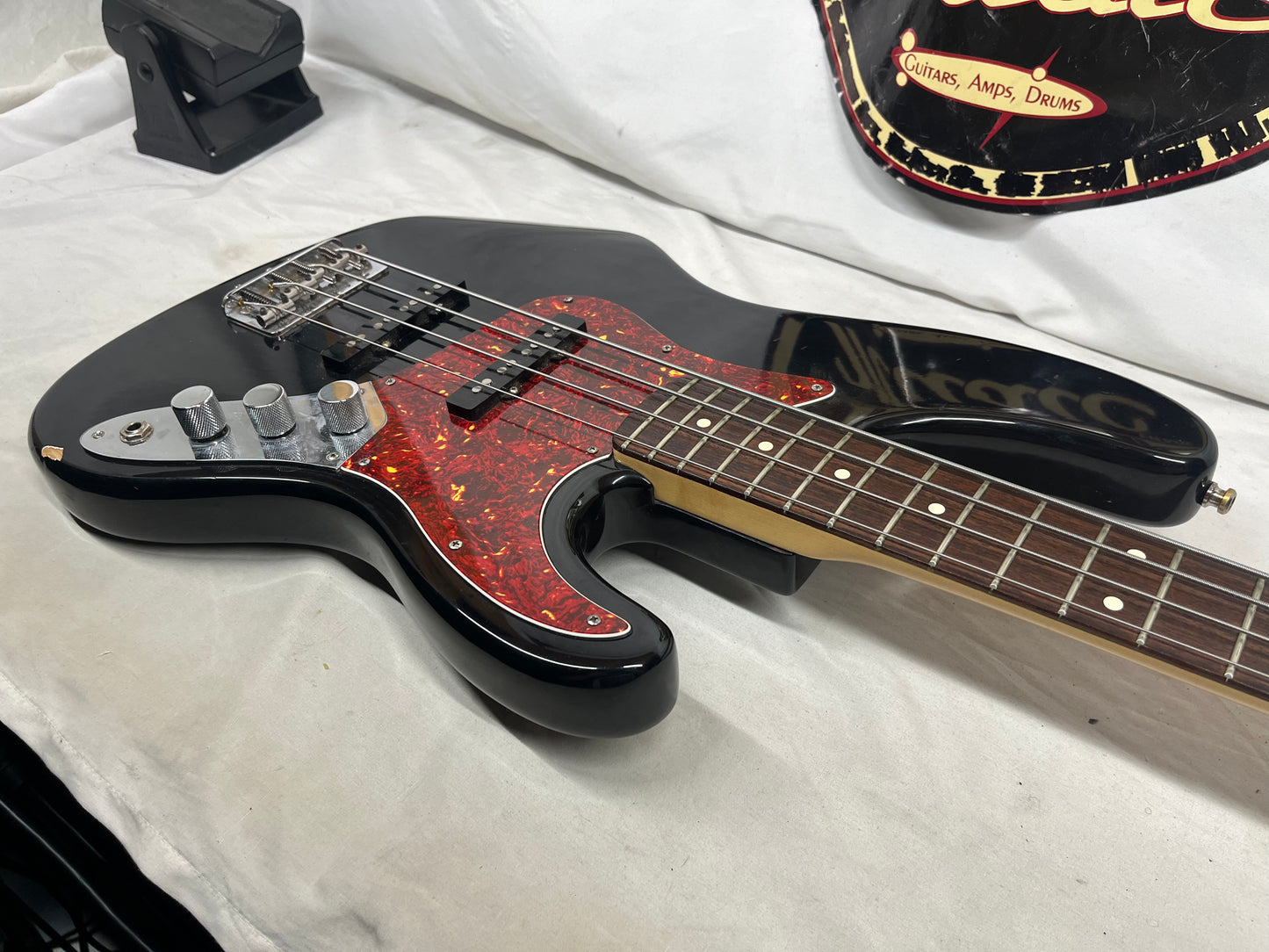 Fender American Standard 4-String Electric Jazz Bass - Black