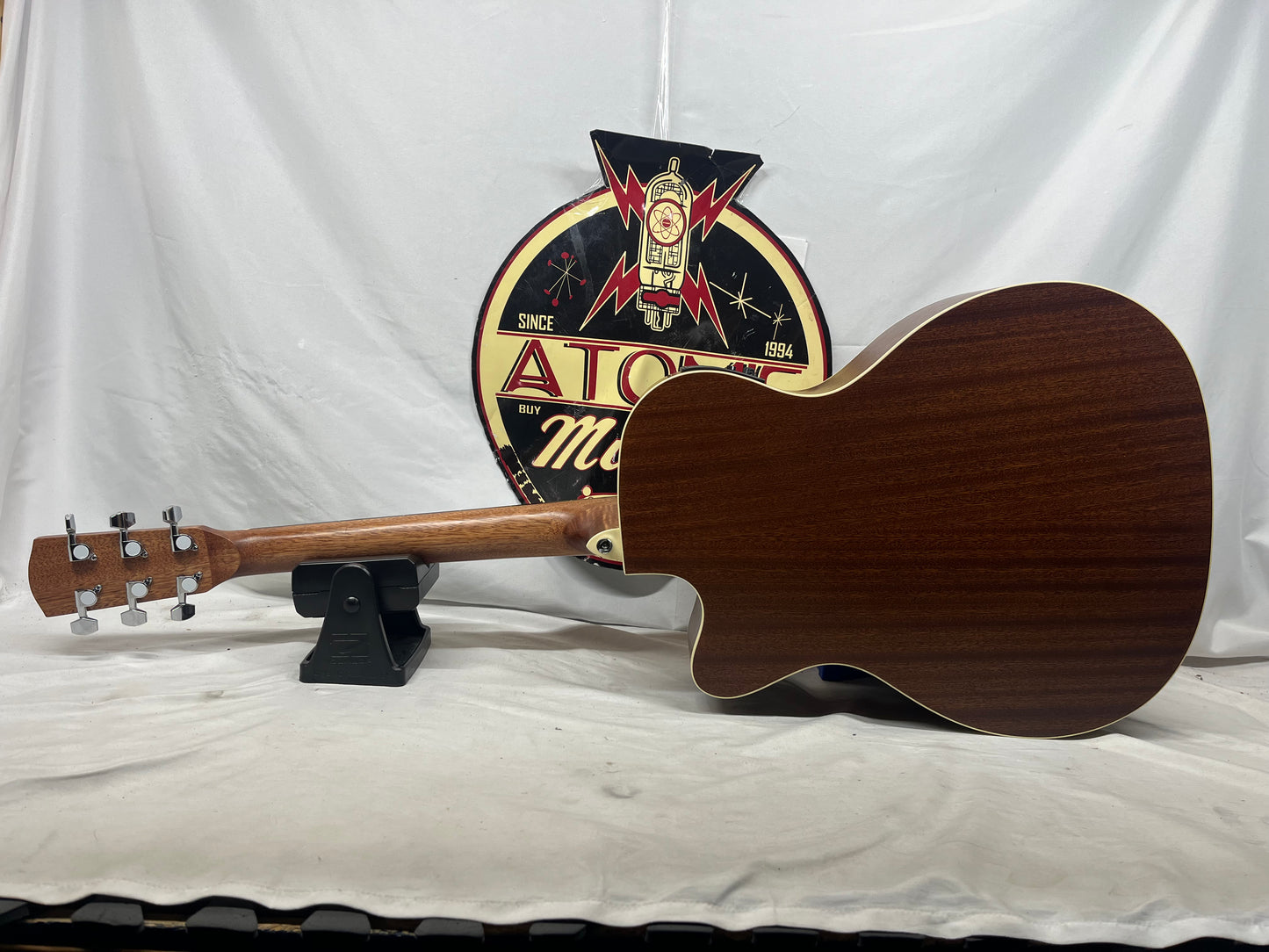 Alvarez RF26CESB Regent Series Acoustic Electric Guitar - *Missing Battery Cover*