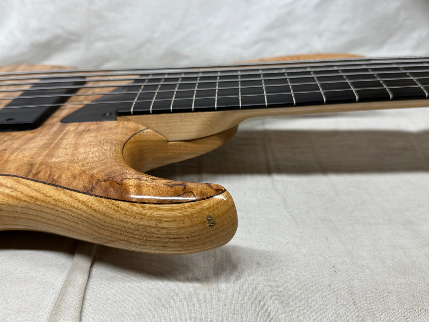 MTD Michael Tobias Design MTD635-24 mtd 635 Fretless 6-string Bass with Soft Case