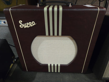 Supro 1822R Delta King 12 15-Watt 112 1x12 Guitar Combo Amplifier - Burgundy / Cream Stripes - Local Pickup Only