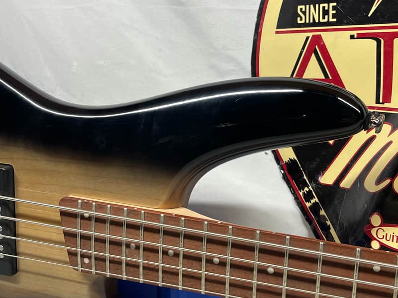 Ibanez Soundgear SR370E 4-String Electric Bass - Image 3