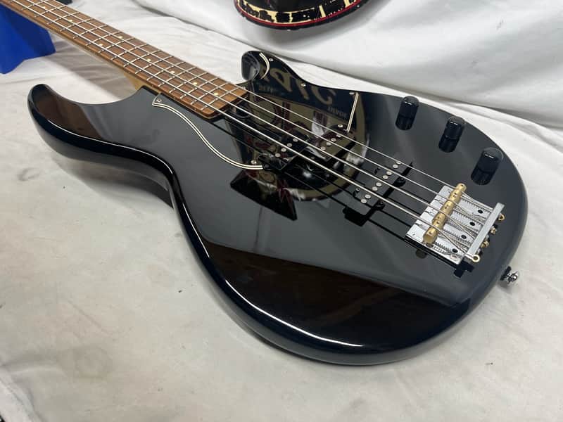 Yamaha Broad Bass BB234 4-String Electric Bass - Image 19