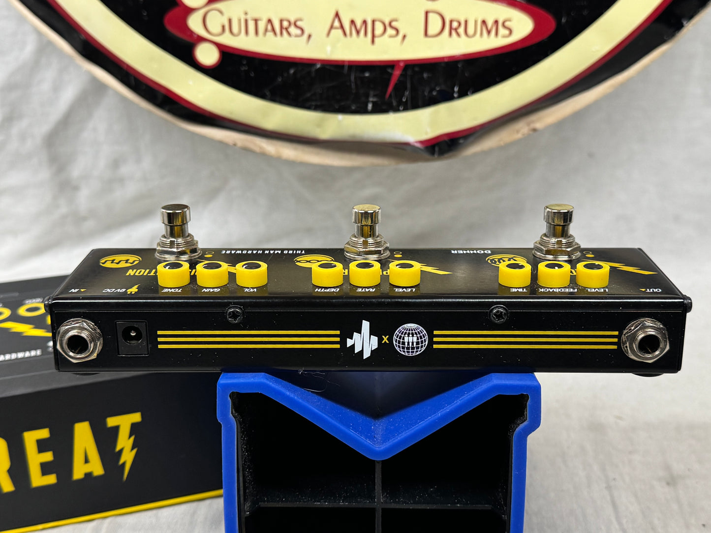 Donner x Third Man Hardware Triple Threat Echo / Phaser / Distortion Pedal with Box