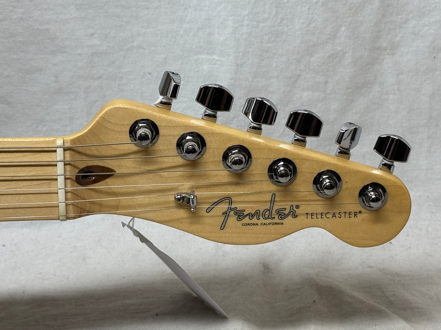 Fender American Professional Telecaster Guitar 2017 - 2-Color Sunburst / Maple neck