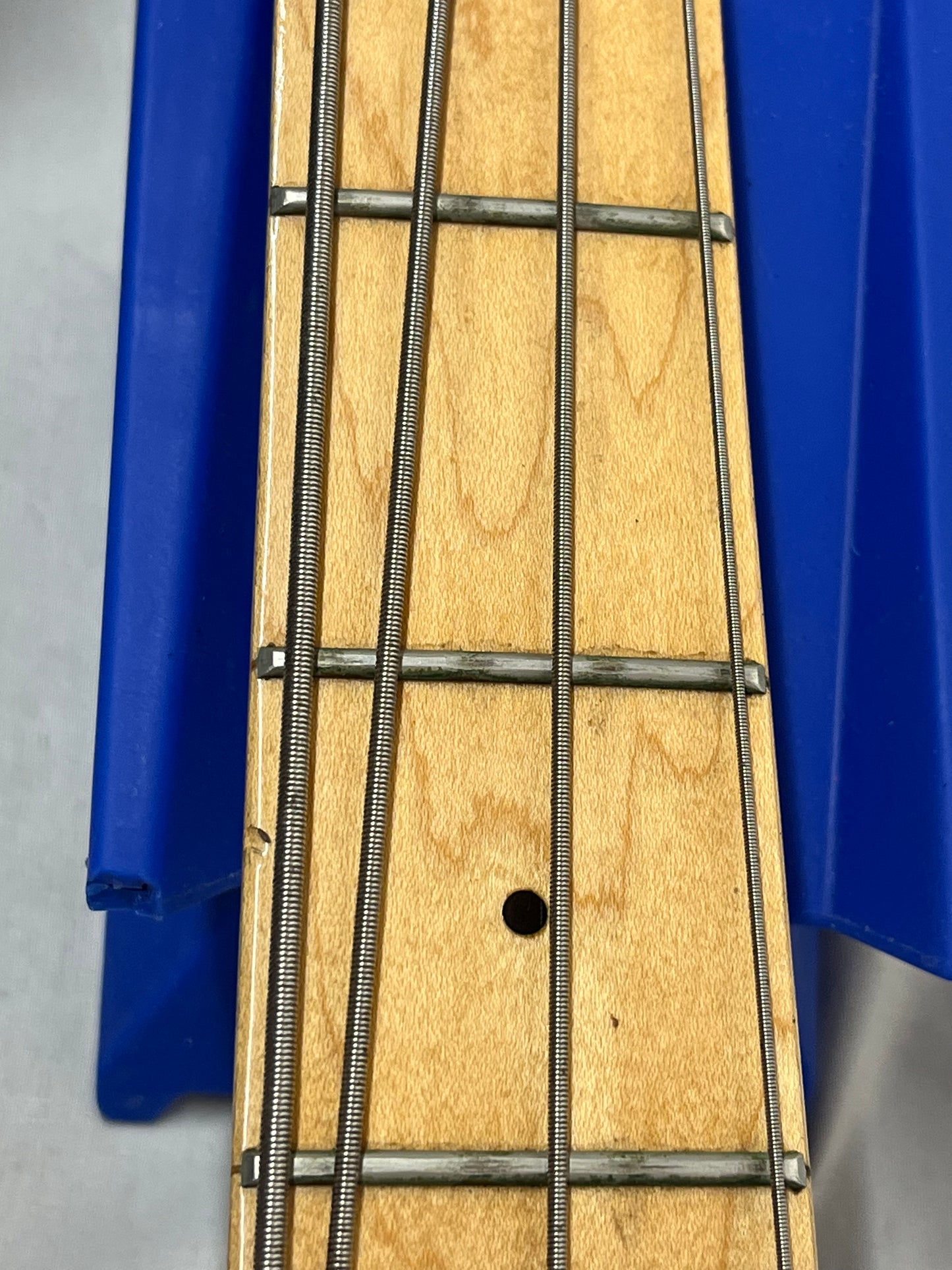 Stage HD1200 Doublecut 4-String Electric P-Style Bass