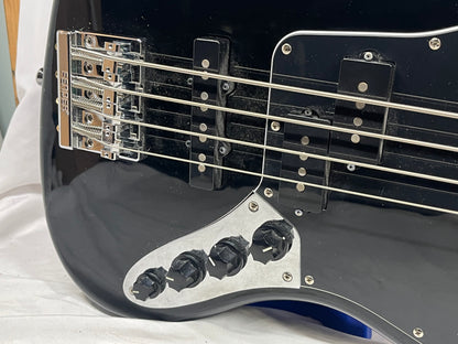 Squier Jaguar 4-String Electric Bass