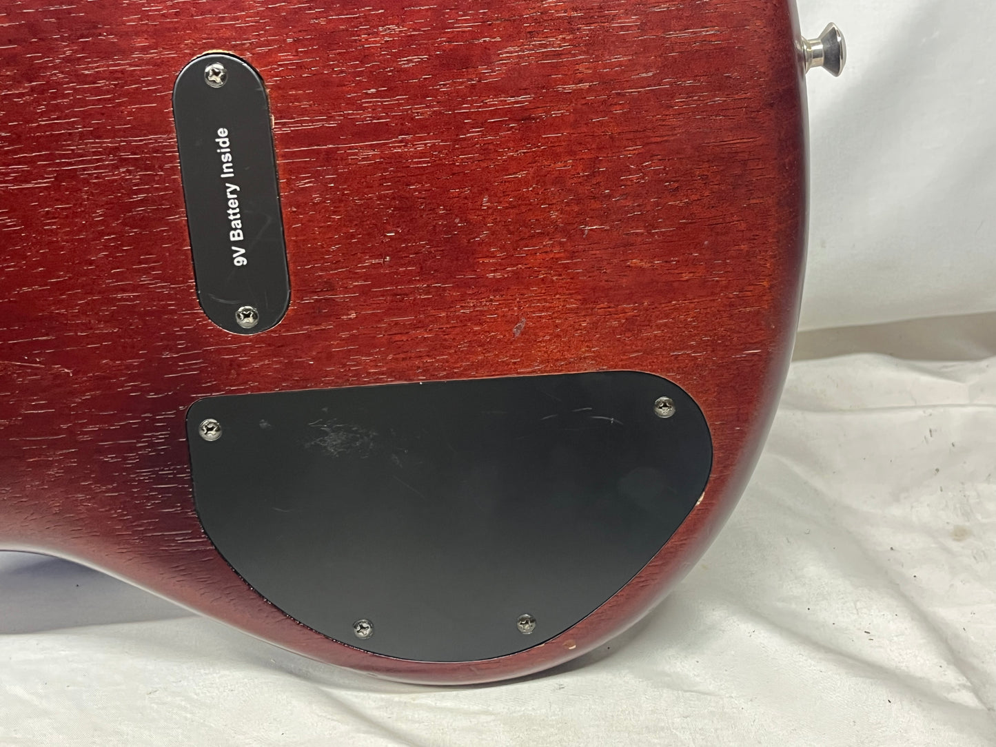 Ibanez Soundgear SR506 6-String Electric Bass