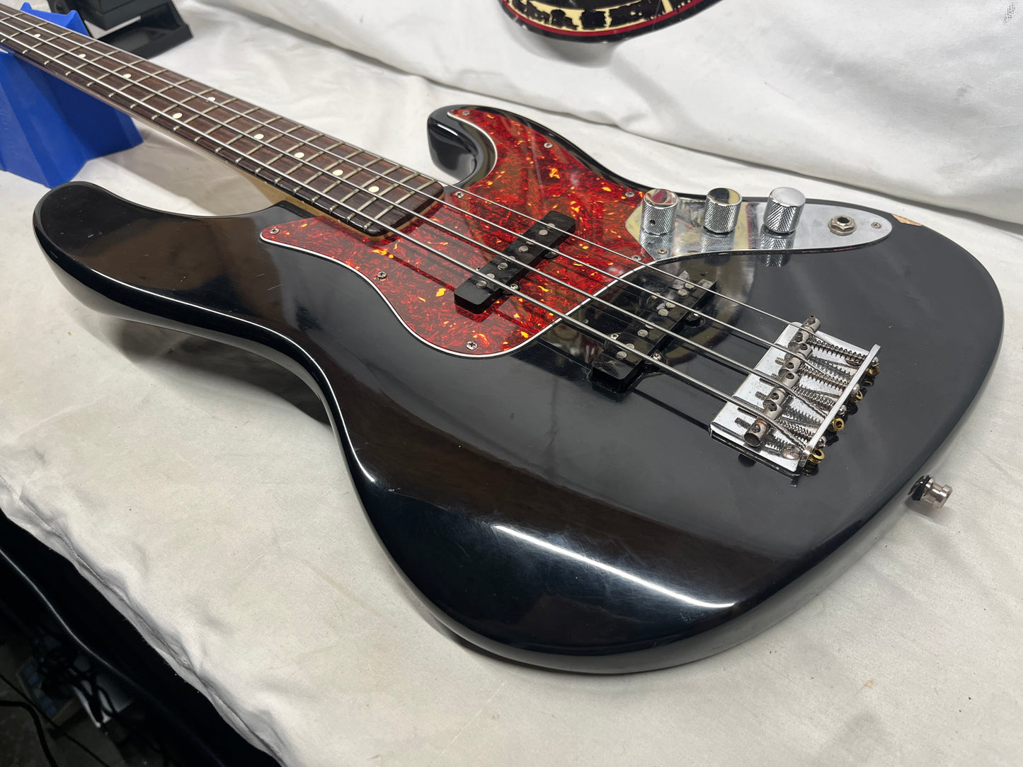 Fender American Standard 4-String Electric Jazz Bass - Black