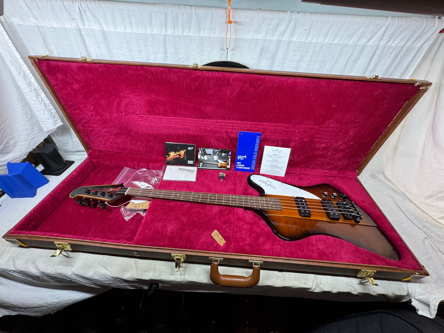 Gibson BAT1SUSB4 Thunderbird IV 4-string Bass with Case - modified electronics 2015 - Tobacco Burst