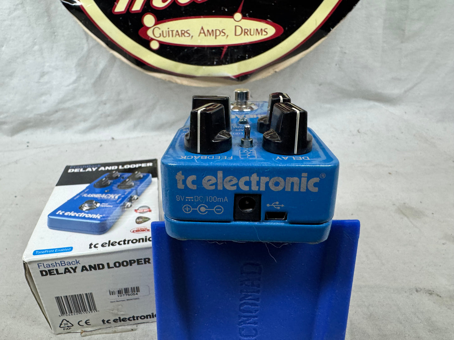 TC Electronic Flashback v1 Delay Looper Pedal with Box