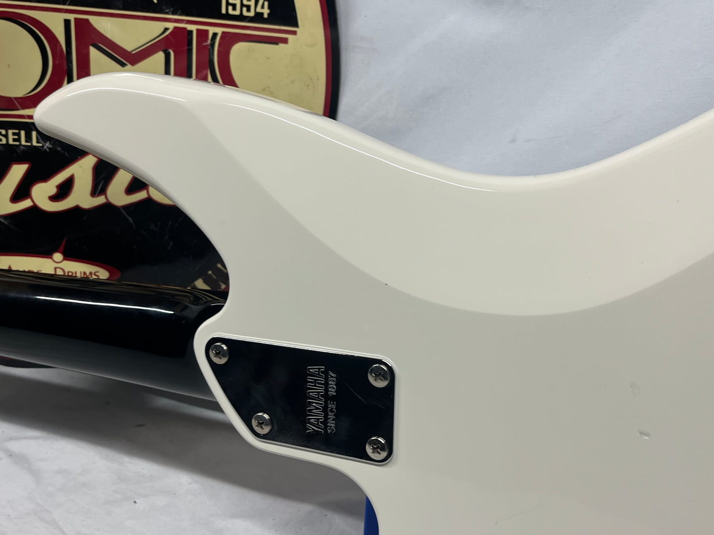 Yamaha RBX-200 4-String Doublecut Electric Bass