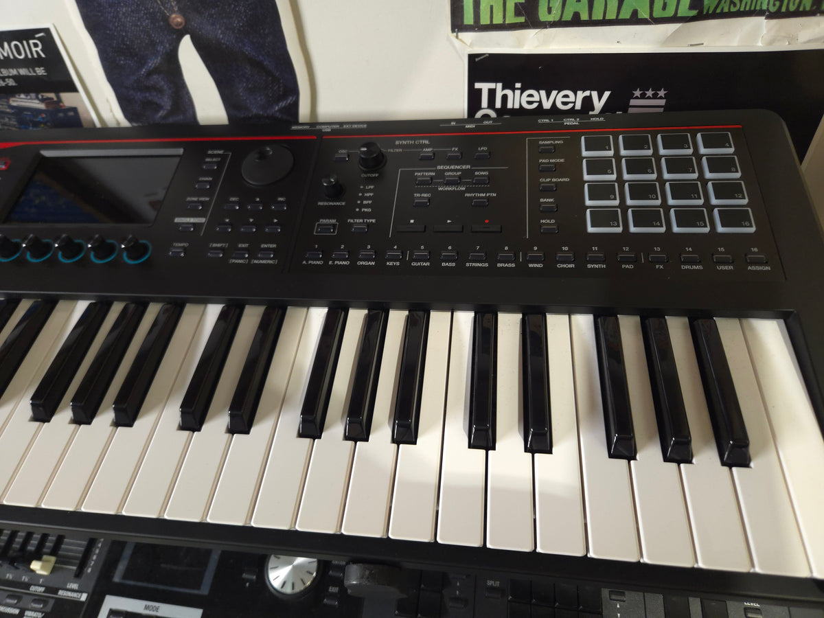 Roland FANTOM-06 61-Key Workstation Keyboard 2022 - Present - Local Pickup Only