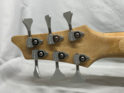 Douglas 6-String Doublecut HH Electric bass