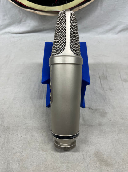 RODE NT2000 Multi-Pattern Condenser Microphone with Case and Shock Mount