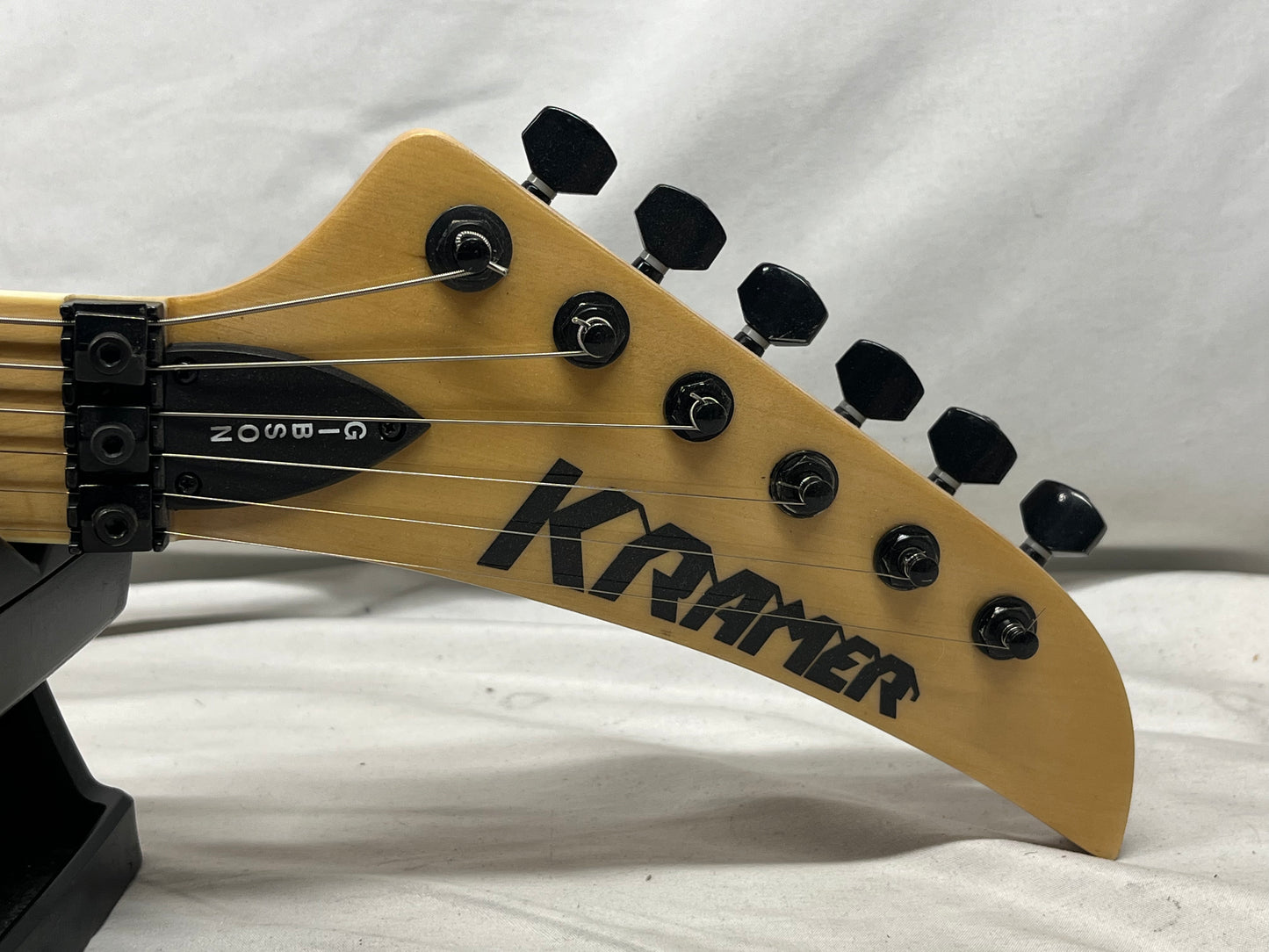 Kramer Focus VT-211 MBK HSS Doublecut Electric Guitar