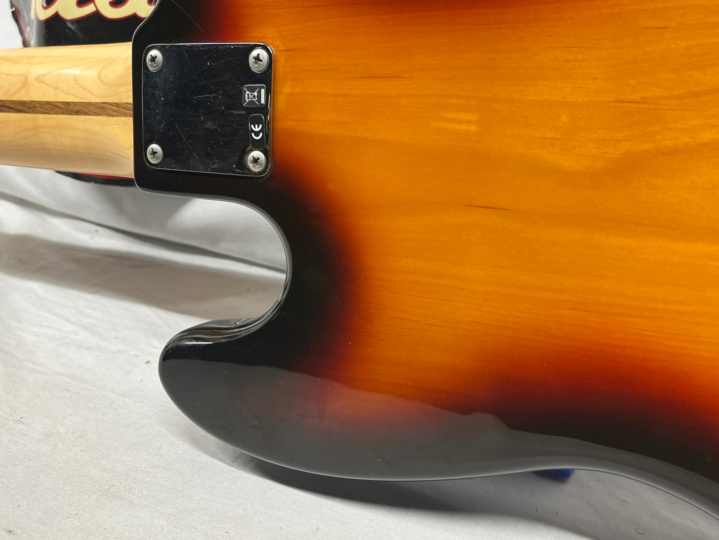 Fender Deluxe Active Jazz Bass V 5-String Electric Bass 2006 - Brown Sunburst