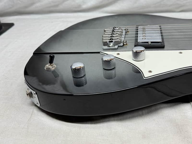 Reverend Warhawk Guitar - Image 17