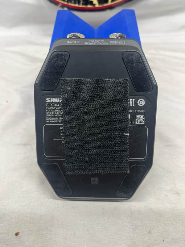 Shure GLXD16+ Z3 Frequency Band Digital Wireless Guitar Pedal System - Image 12