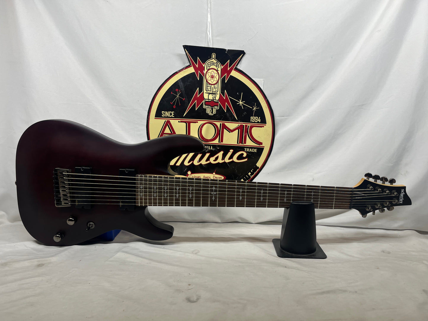 Schecter Omen-8 8-String Doublecut Electric Guitar