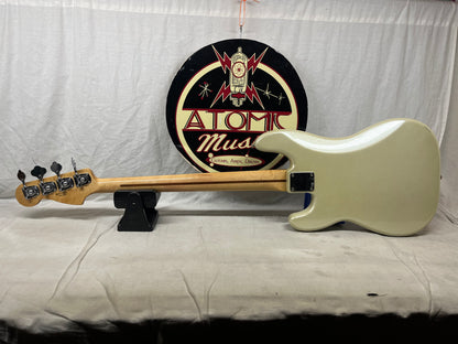 Fender Blacktop 4-String Electric Precision Bass MIM - Made in Mexico - White Chrome Pearl