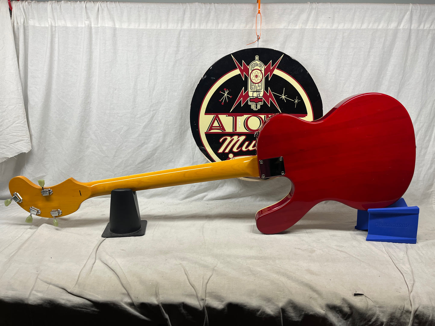 Musicvox Spaceranger Electric 4-String Bass - Sunburst