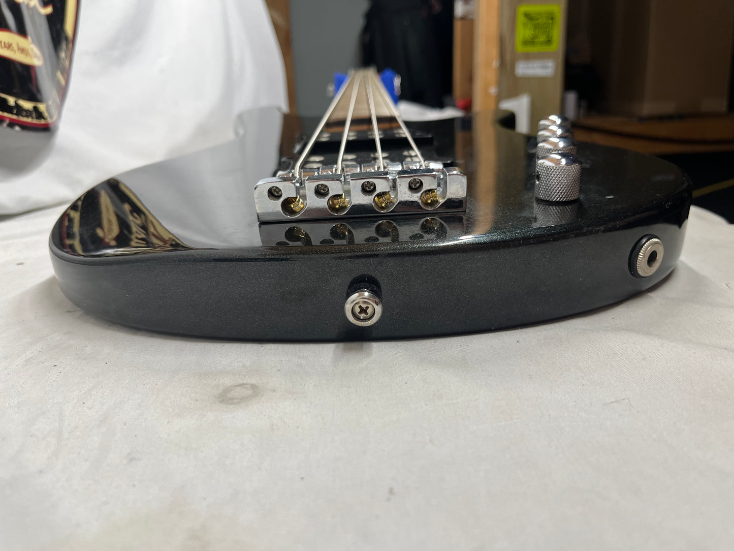 Ibanez Soundgear SRX 300 4-String Doublecut Electric Bass