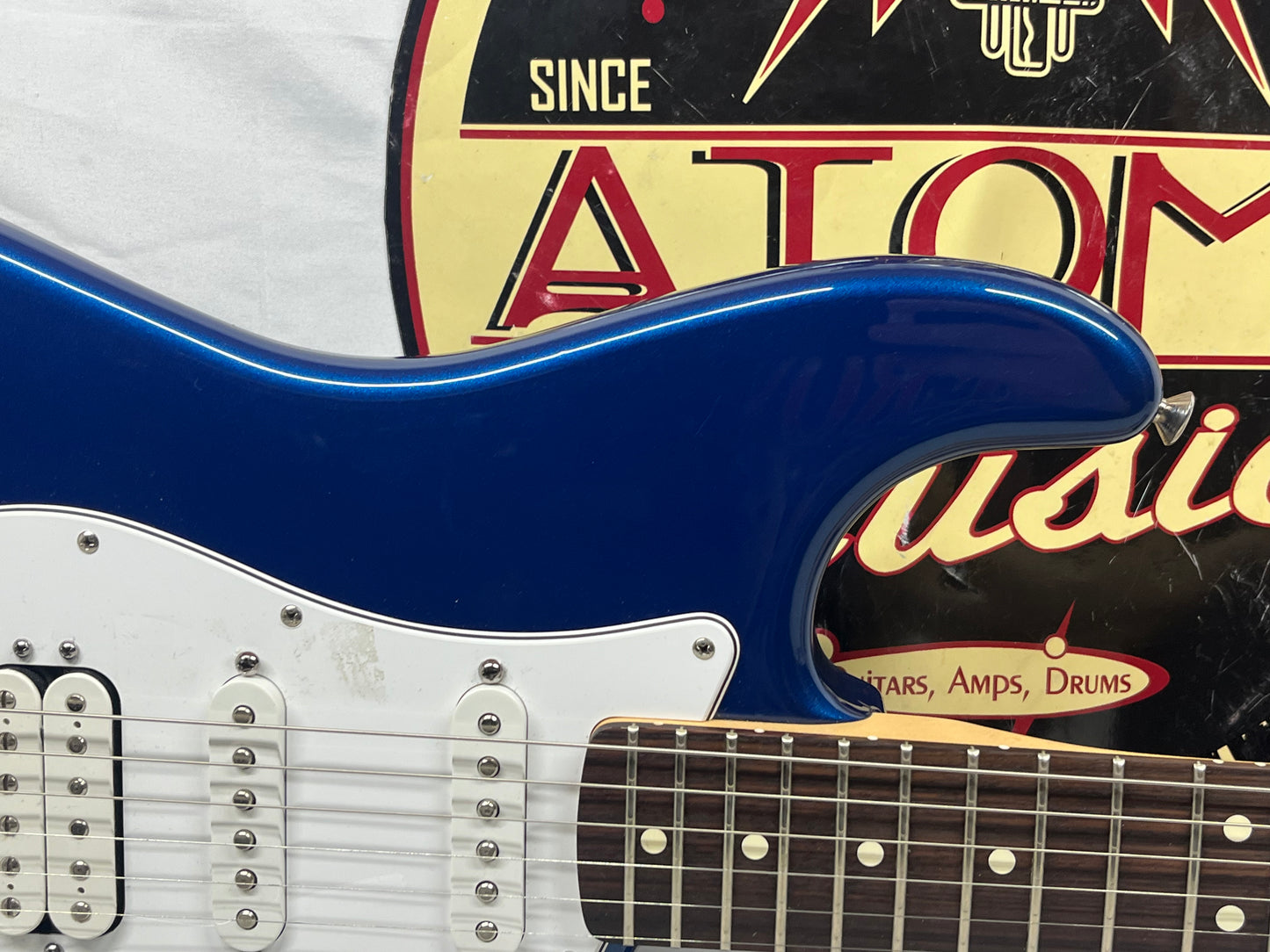 Fender Standard Stratocaster strat HSS Electric Guitar MIM - Made in Mexico- Electron Blue