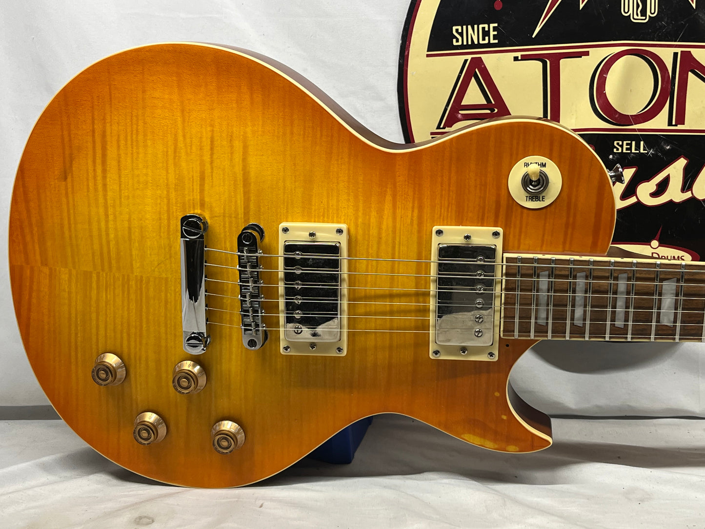 IYV ILS-300D Singlecut LP-Style Electric Guitar