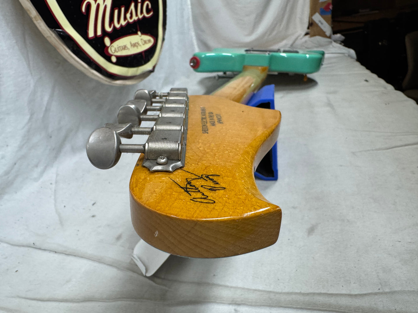Shelton Electric Instruments Anthony Pirog Signature GalaxyFlite galaxy flite Guitar with Case - Aged