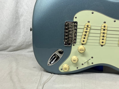 Fender Vintera '60s Stratocaster Strat Electric Guitar MIM - Made in Mexico