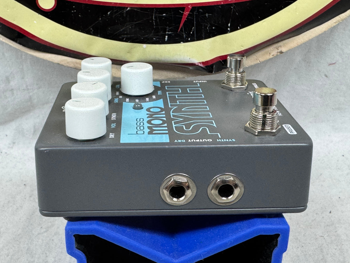 Electro-Harmonix Bass Mono Synth Guitar Synthesizer Pedal
