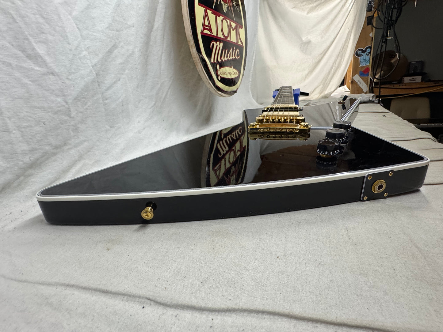 Gibson USA Custom Shop Explorer Custom Guitar with COA + Case 2024 - Ebony / Black