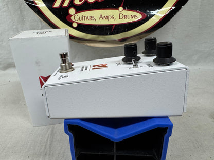 Keeley Electronics Sweetwater Exclusive Andy Timmons Signature Muse Driver Overdrive Pedal with Box